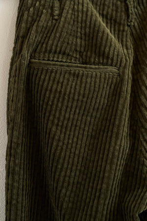 
                  
                    Corduroy Hook Pants
                  
                