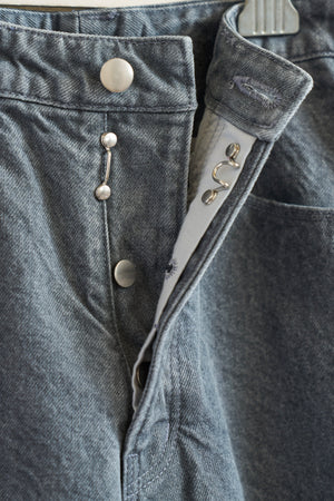 
                  
                    14oz Denim Wide Pants
                  
                