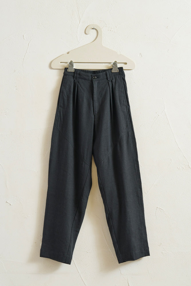 Silk Nep Taperd Pants