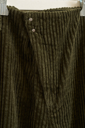 
                  
                    Corduroy Hook Pants
                  
                