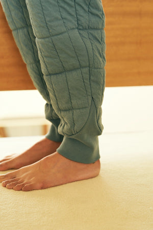 
                  
                    Quilt Jacquard Pants
                  
                
