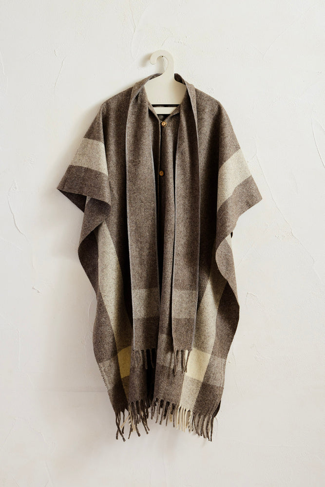 Hand Woven Poncho - C – ARCHI GIBBOUS