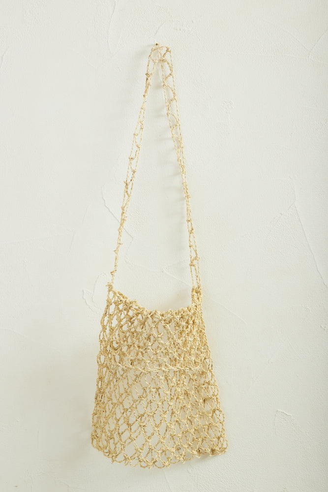 Pilwa Woven Shoulder Bag
