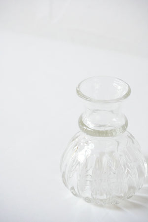 
                  
                    カンナカガラス工房 Small Flower Vase
                  
                