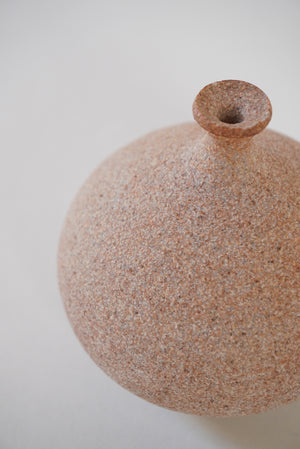 
                  
                    J.DUBOIS Medium Stone
                  
                
